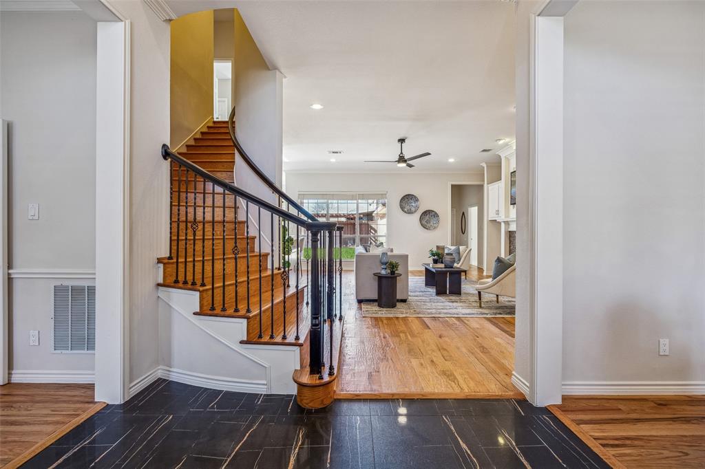 3703 Trailwood Drive Richardson, TX 75082 - Photo 3 of 40