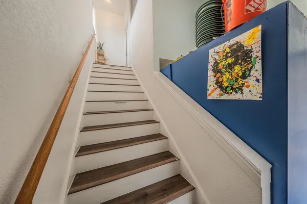 $525,000 | 1227 Farnham Court East, Irving, TX 75062