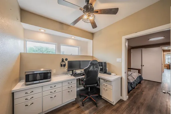 $525,000 | 1227 Farnham Court East, Irving, TX 75062