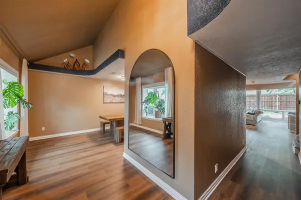 $525,000 | 1227 Farnham Court East, Irving, TX 75062