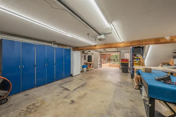 $525,000 | 1227 Farnham Court East, Irving, TX 75062