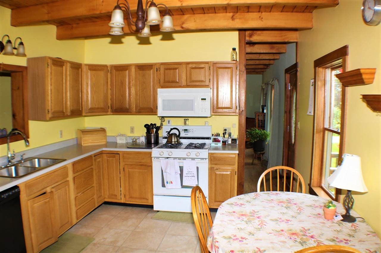 199 Hardwick Farms Road Hardwick, VT 05836 - Photo 5 of 22