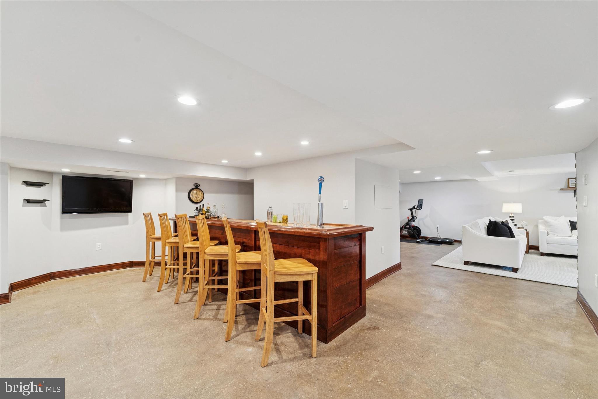 204 East Manoa Road Havertown, PA 19083 - Photo 29 of 80