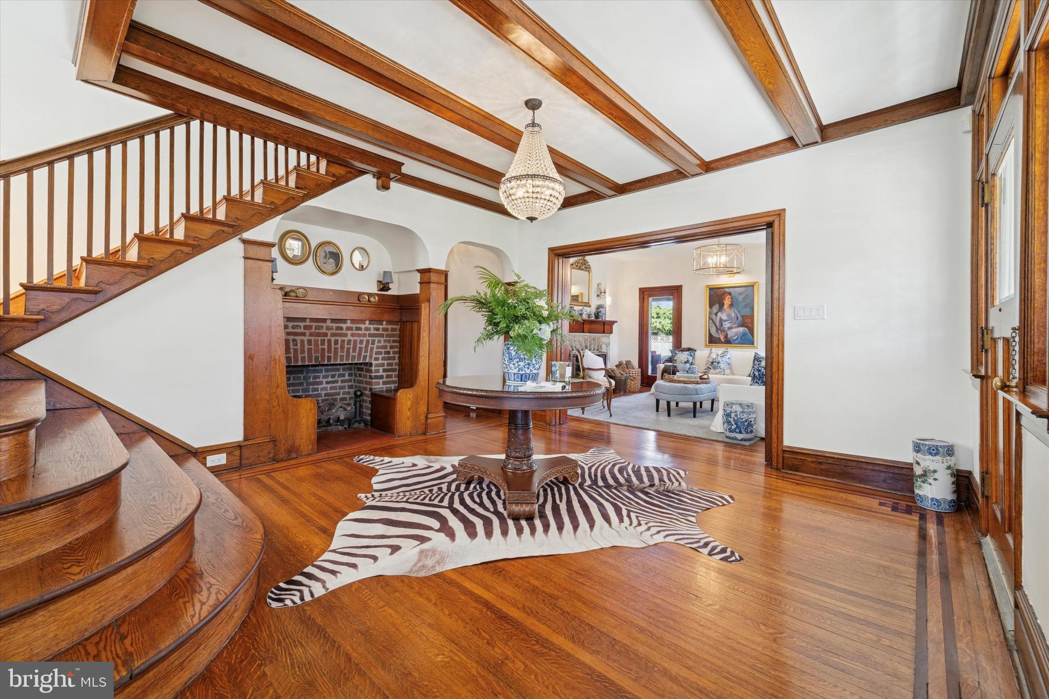 204 East Manoa Road Havertown, PA 19083 - Photo 4 of 80