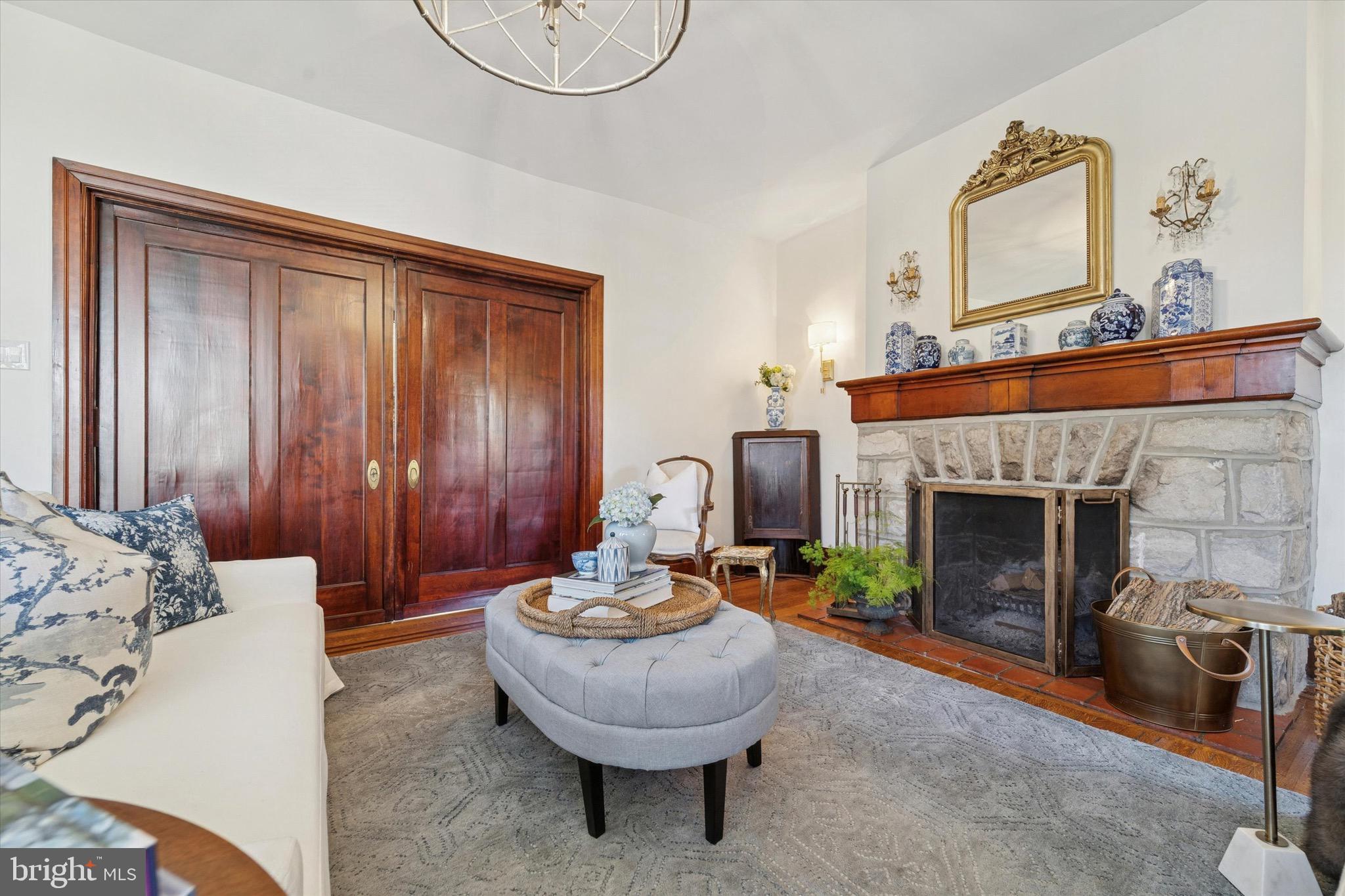 204 East Manoa Road Havertown, PA 19083 - Photo 10 of 80