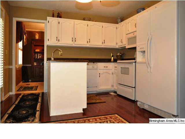 930 5th Court Northwest Alabaster, AL 35007 - Photo 10 of 32