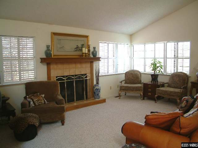 4040 Willowsprings Court Reno, NV 89519 - Photo 3 of 7 Photo 3