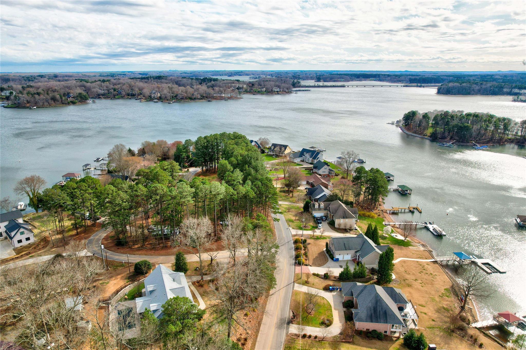 9537 Island Point Road Sherrills Ford, NC 28673 - Photo 18 of 23 Gallery Image 18
