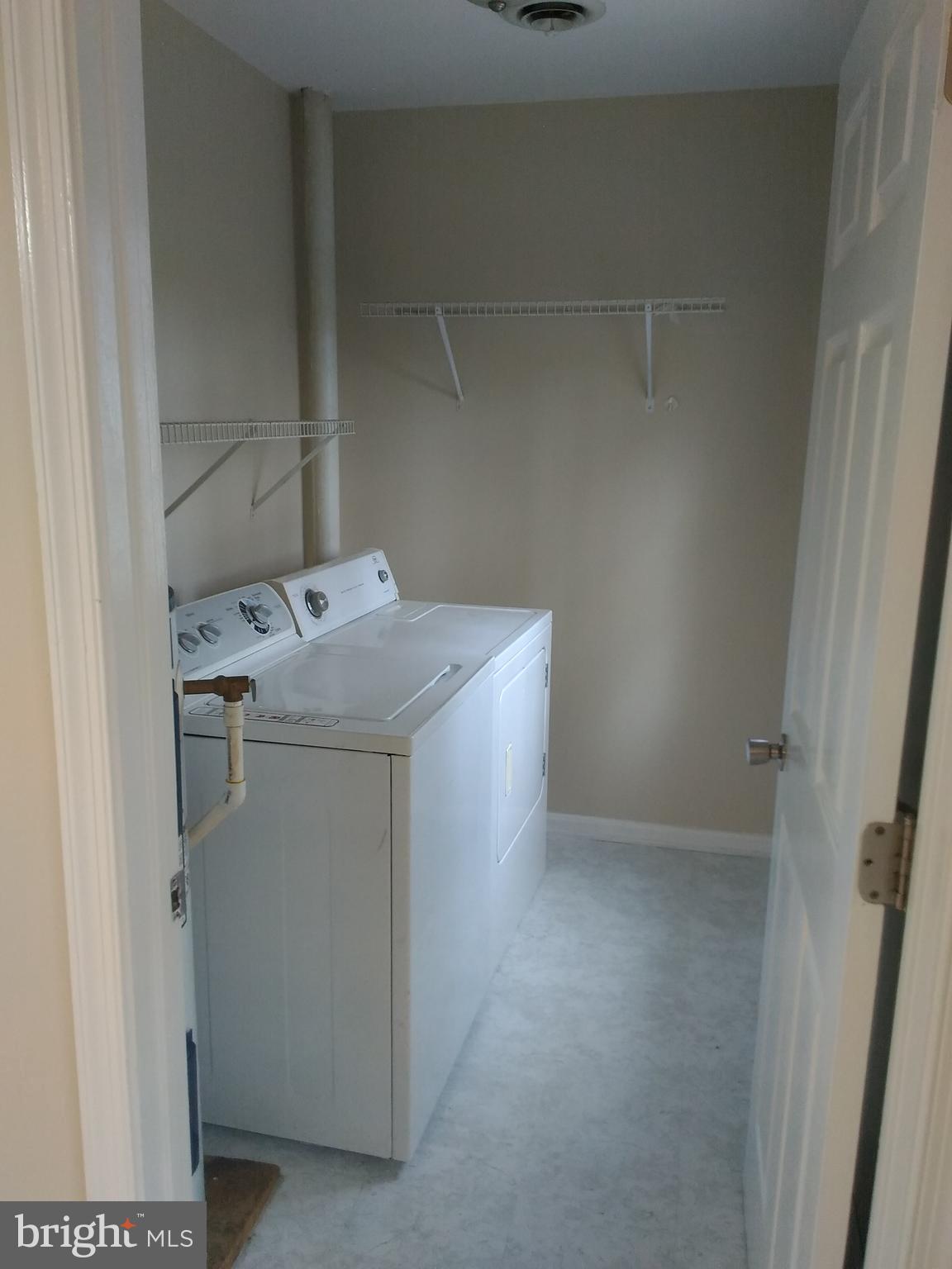 2 9th Street Ridgely, MD 21660 - Photo 27 of 33 Laundry room