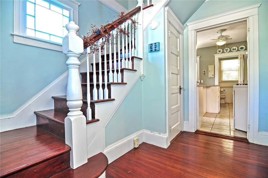 74 Beach Street Westerly, RI 02891 - Photo 9 of 26 Gallery Image 9