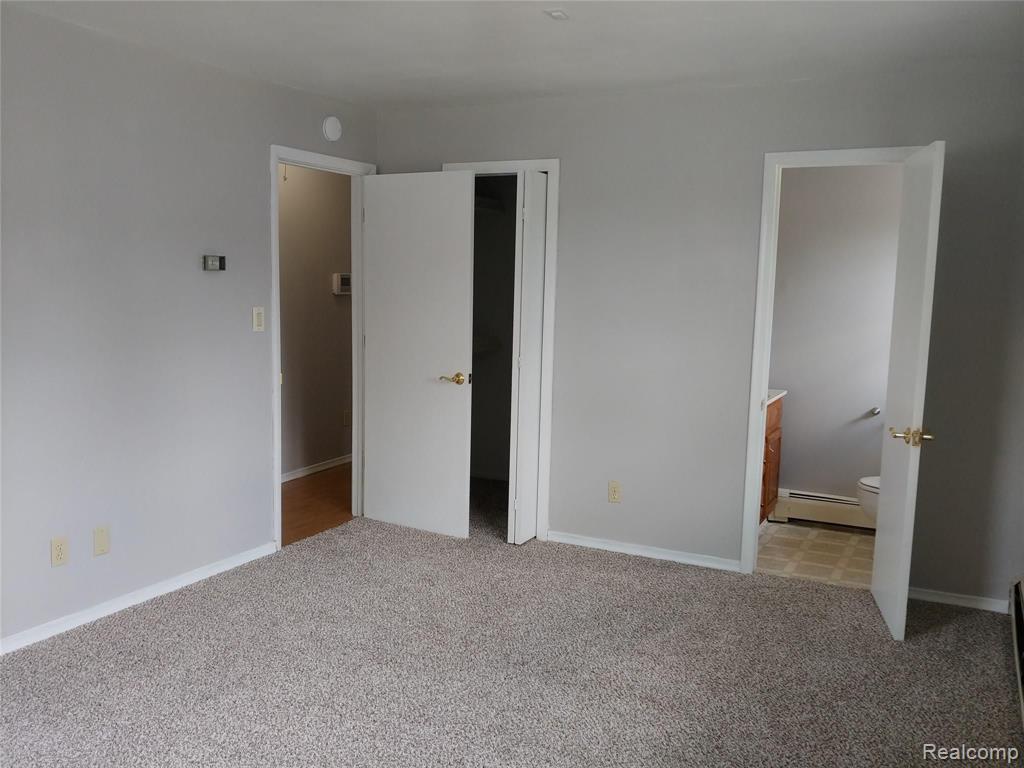 9211 Rucker Road Grosse Ile, MI 48138 - Photo 18 of 34