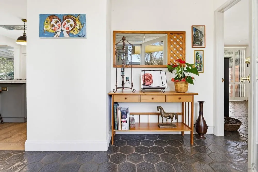 16057 El Tae Road, Unit 31 Pauma Valley, CA 92061 - Photo 6 of 25 a view of a interior of the house