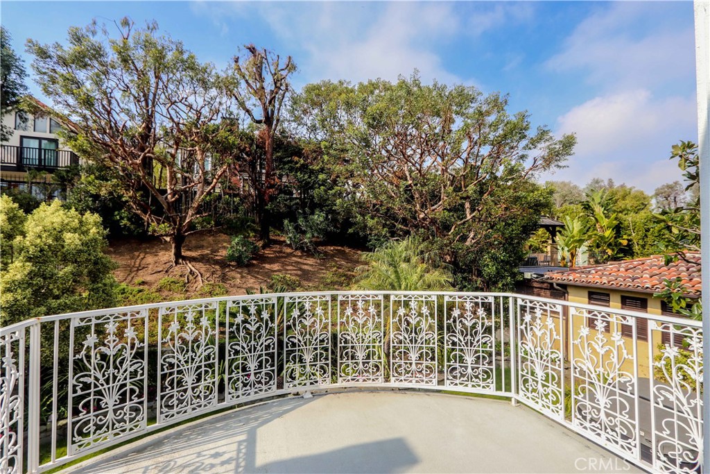 5 Cambridge Manhattan Beach, CA 90266 - Photo 35 of 71