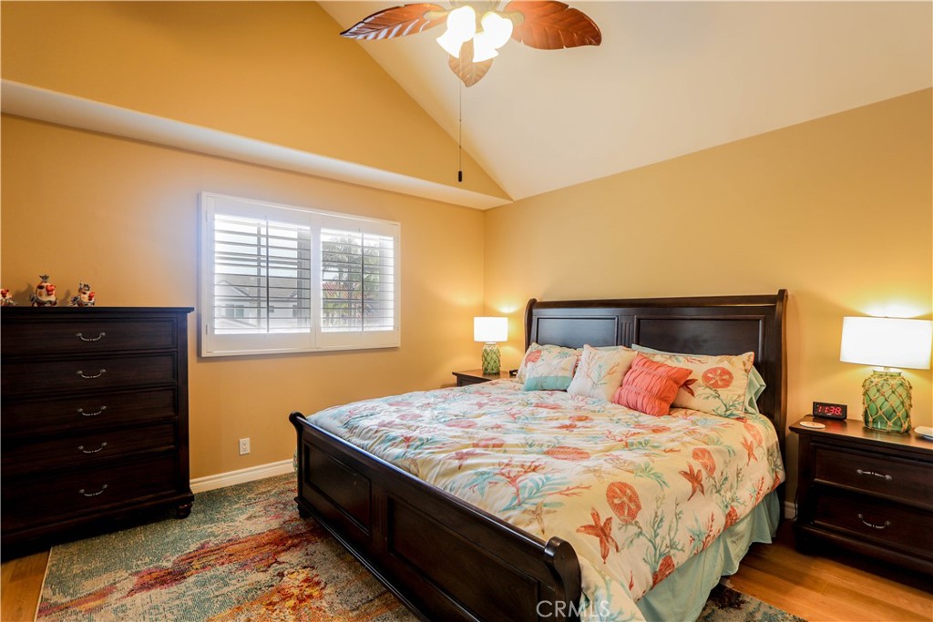 5 Cambridge Manhattan Beach, CA 90266 - Photo 37 of 71 a bedroom with a bed and a dresser