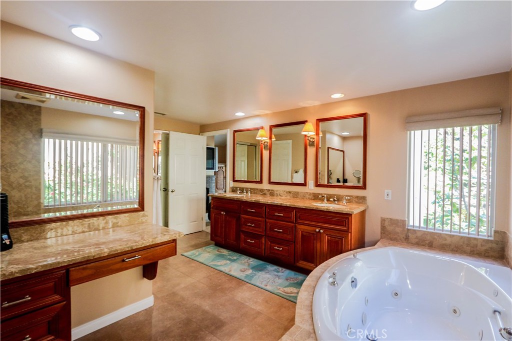 5 Cambridge Manhattan Beach, CA 90266 - Photo 43 of 71