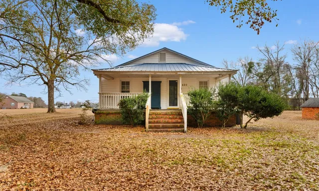 $190,000 | 420 Old McCutcheon Road, Coward, SC 29530