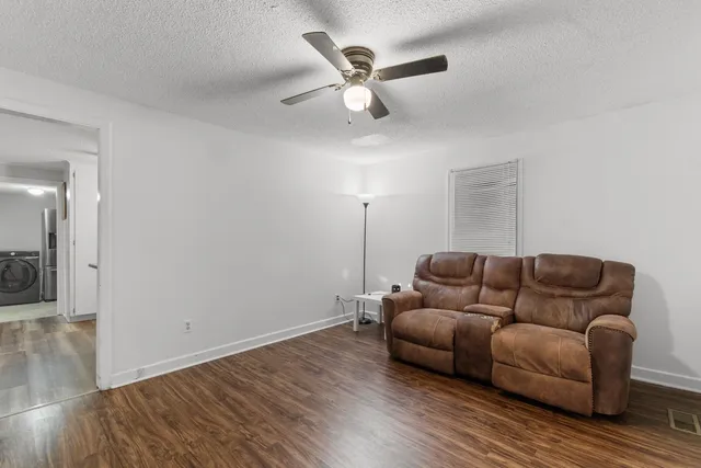 $190,000 | 420 Old McCutcheon Road, Coward, SC 29530