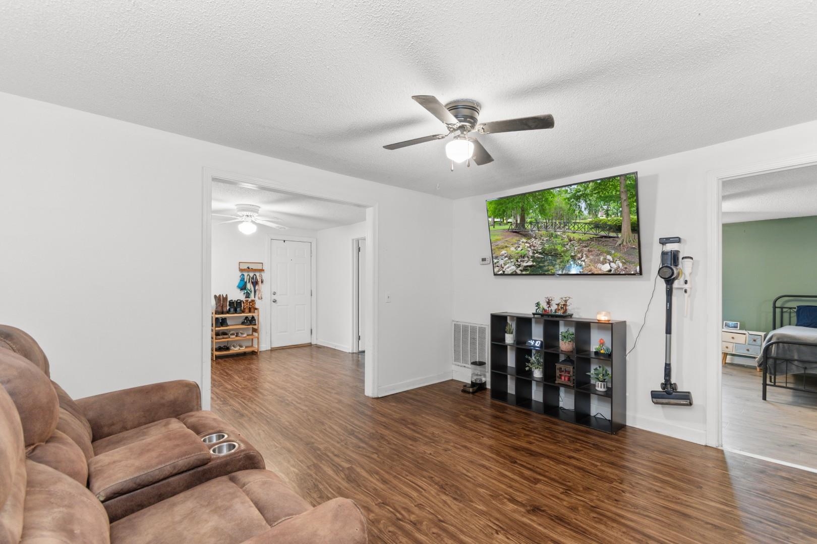 420 Old McCutcheon Road Coward, SC 29530 - Photo 16 of 40