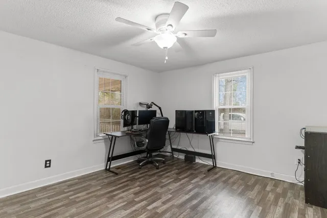 $190,000 | 420 Old McCutcheon Road, Coward, SC 29530