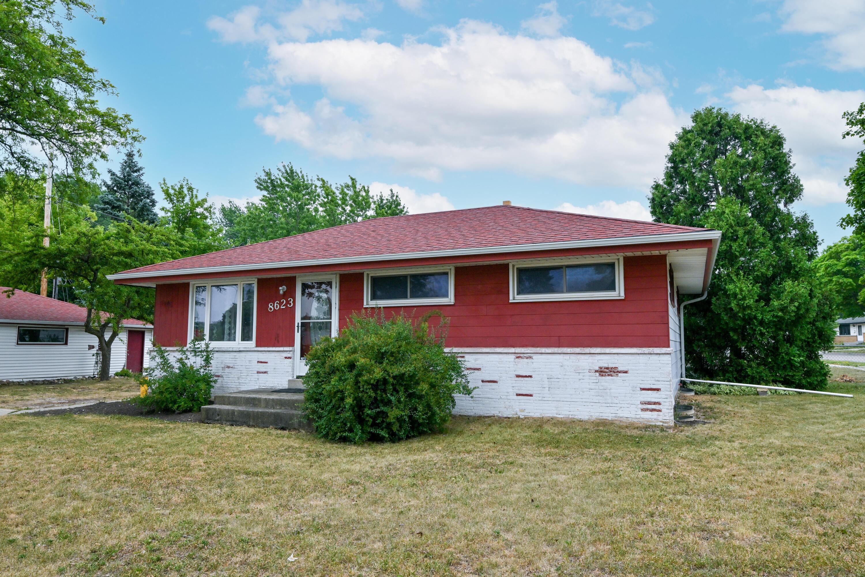 8623 West Mill Road Milwaukee, WI 53225 - Photo 26 of 29 Photo (1)