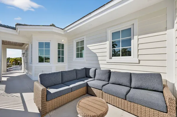 $17,500 | 310 Southeast 9th Court, Pompano Beach, FL 33060