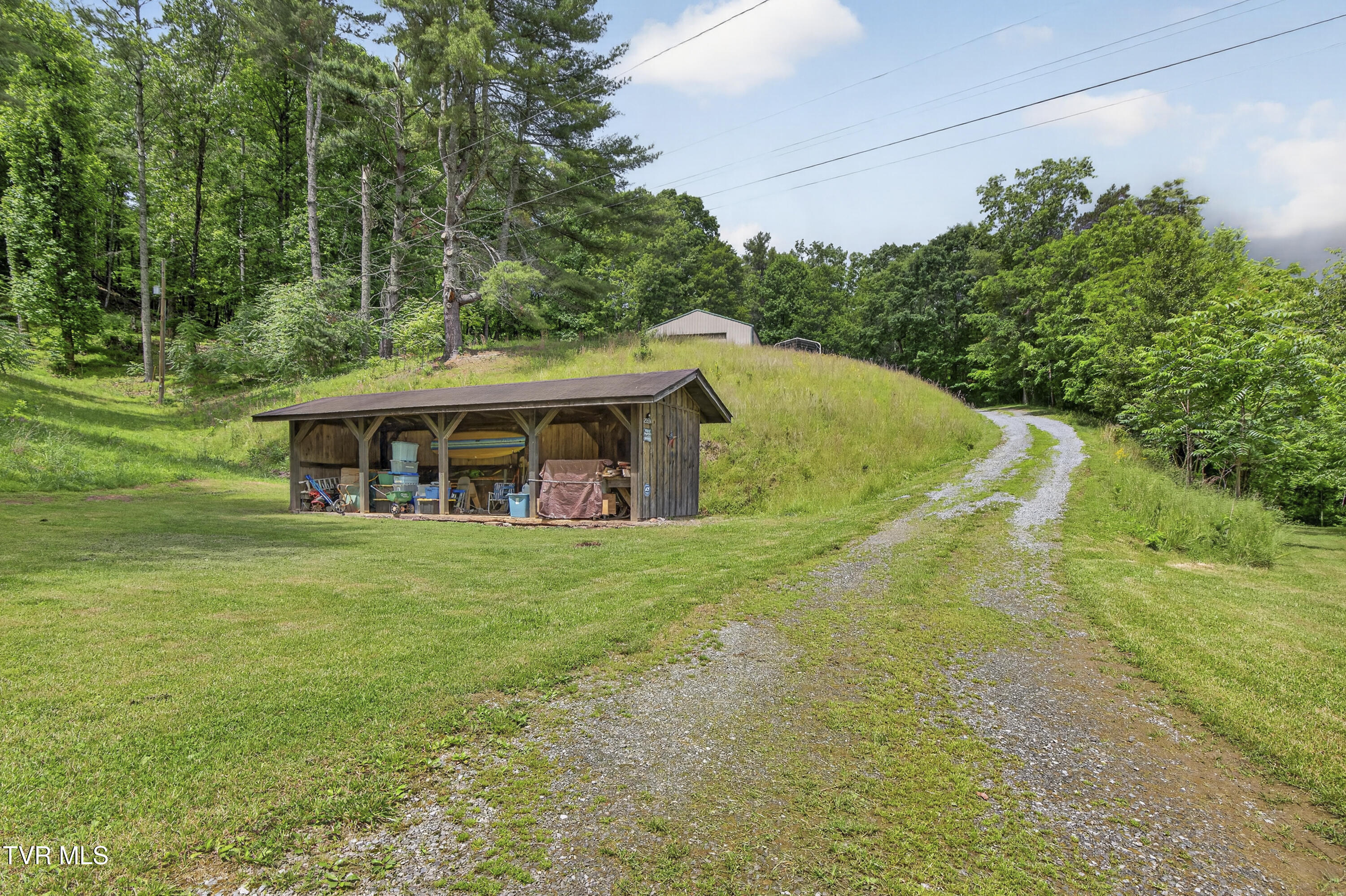 25534 Whitaker Hollow Road Abingdon, VA 24211 - Photo 22 of 25 25534-Whitaker-Hollow-Abingdon-VA Matt-S