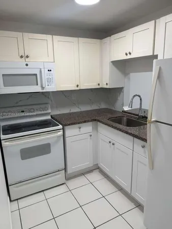 $1,999 | 271 Northwest 177th Street, Unit B101, Miami Gardens, FL 33169