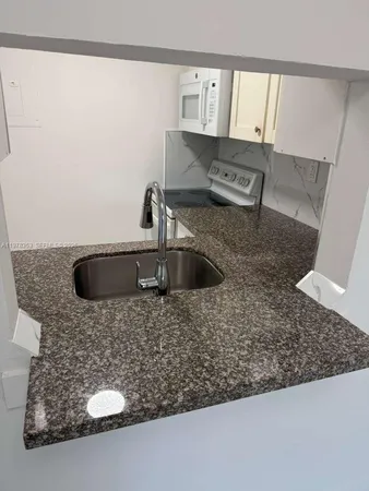 $1,999 | 271 Northwest 177th Street, Unit B101, Miami Gardens, FL 33169