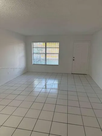 $1,999 | 271 Northwest 177th Street, Unit B101, Miami Gardens, FL 33169