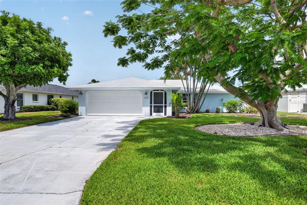 1226 Pine Needle Road Venice, FL 34285 - Photo 35 of 58