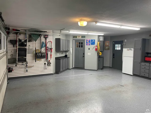 $1,450,000 | 2100 Inverness Drive, Lawrence, KS 66047