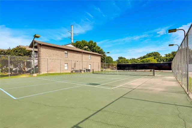 $995 | 12166 Metric Boulevard, Unit 351, Austin, TX 78758