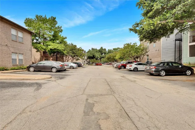 $995 | 12166 Metric Boulevard, Unit 351, Austin, TX 78758