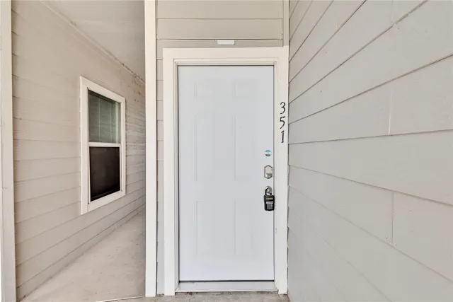 $995 | 12166 Metric Boulevard, Unit 351, Austin, TX 78758