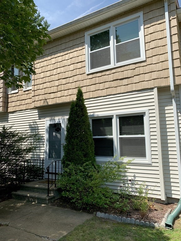 14 Natty Brook Road, Unit 14 Hubbardston, MA 01452 - Photo 1 of 28 Gallery Image 1