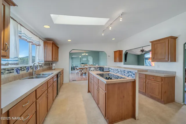 $390,000 | 973 East Alimos Way, Williams, AZ 86046