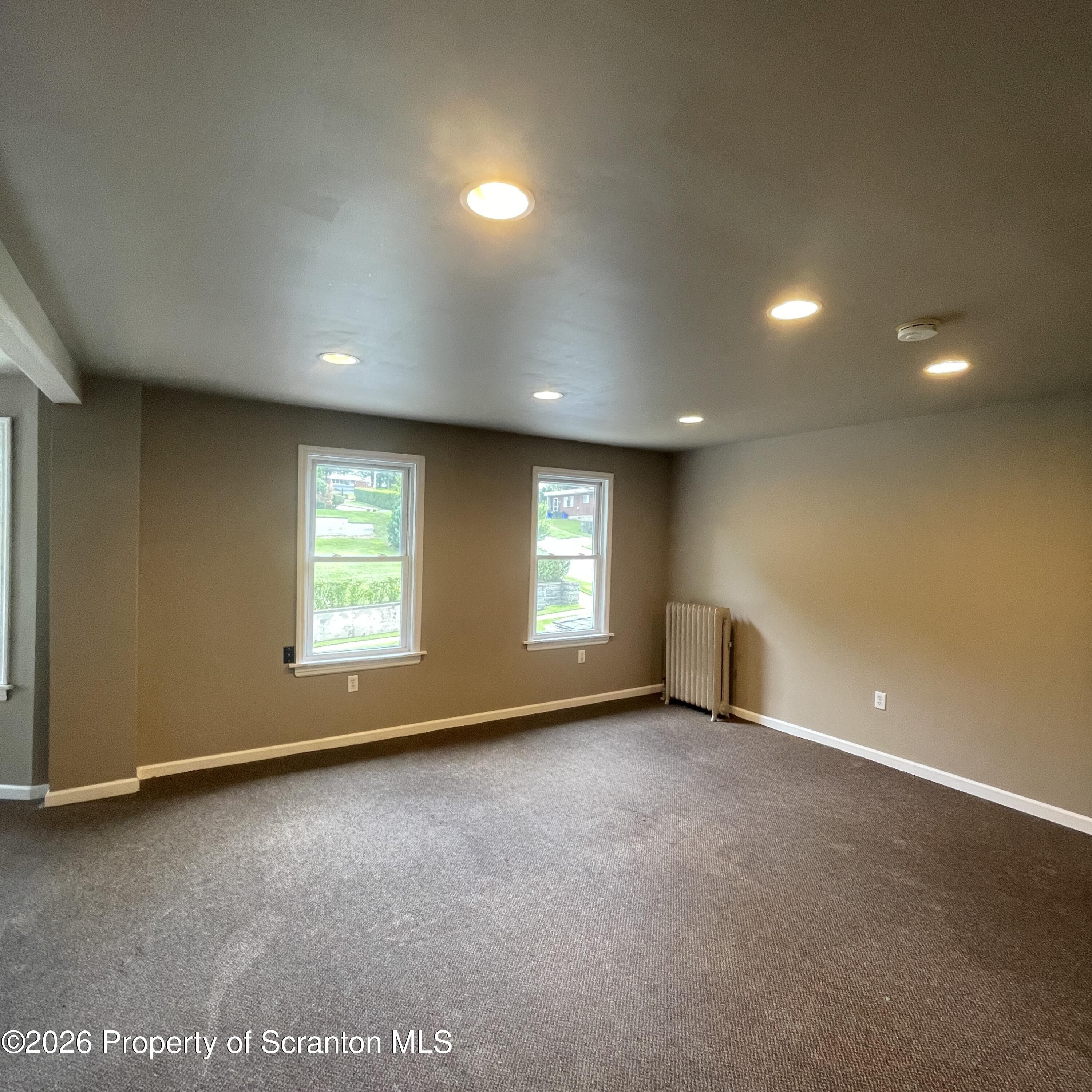 1007 Clay Avenue Scranton, PA 18510 - Photo 6 of 49 Apt 1 living room