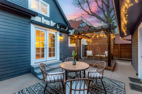$1,325,000 | 222 South Marion Parkway, Denver, CO 80209
