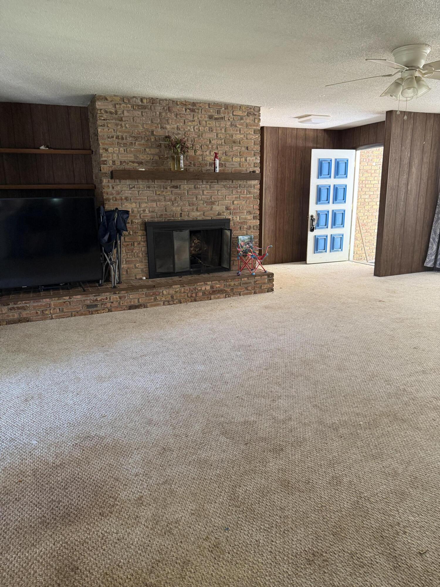 2059 Lynch Road Benton Harbor, MI 49022 - Photo 15 of 16 IMG_4048