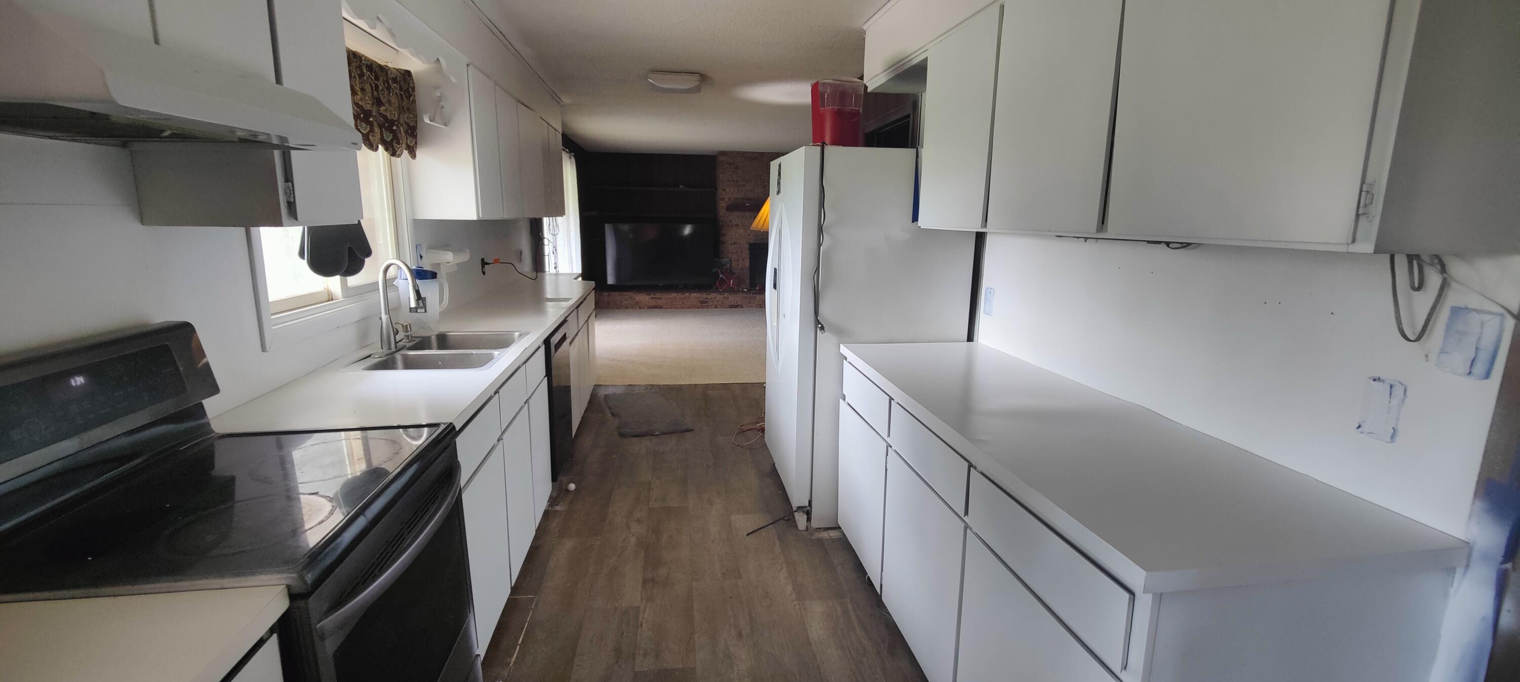 2059 Lynch Road Benton Harbor, MI 49022 - Photo 6 of 16 IMG20250501134413