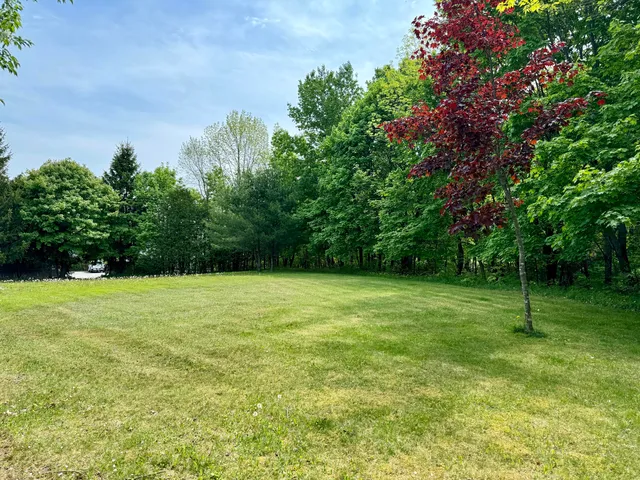 $97,000 | 15 Whitney Street, Calais, ME 04619