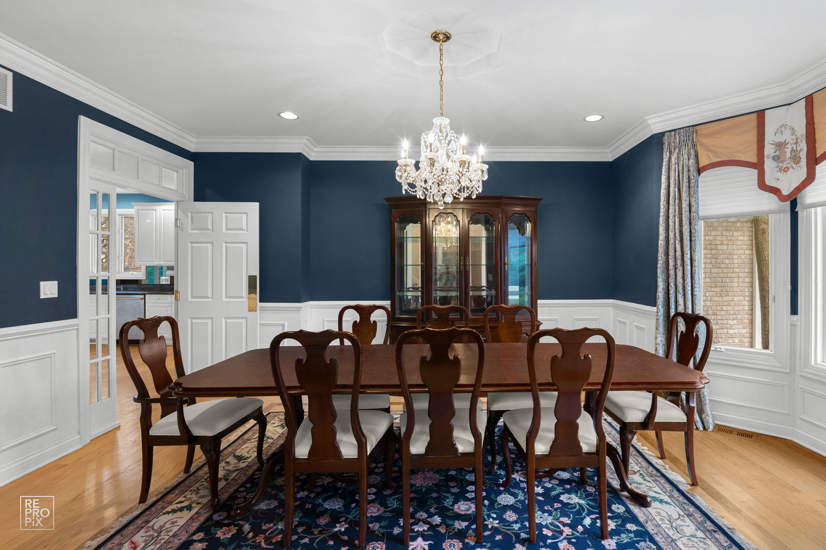 8970 Enclave Drive Burr Ridge, IL 60527 - Photo 13 of 51 Gallery Image 13