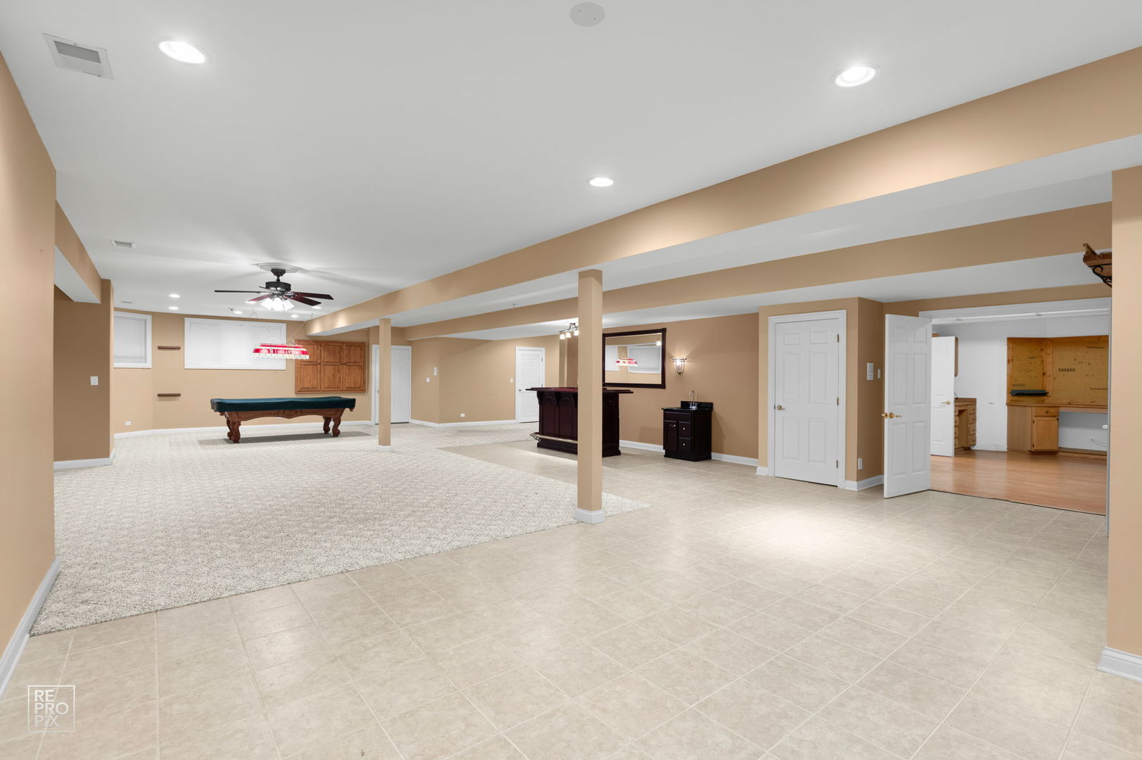 8970 Enclave Drive Burr Ridge, IL 60527 - Photo 38 of 51 Gallery Image 38
