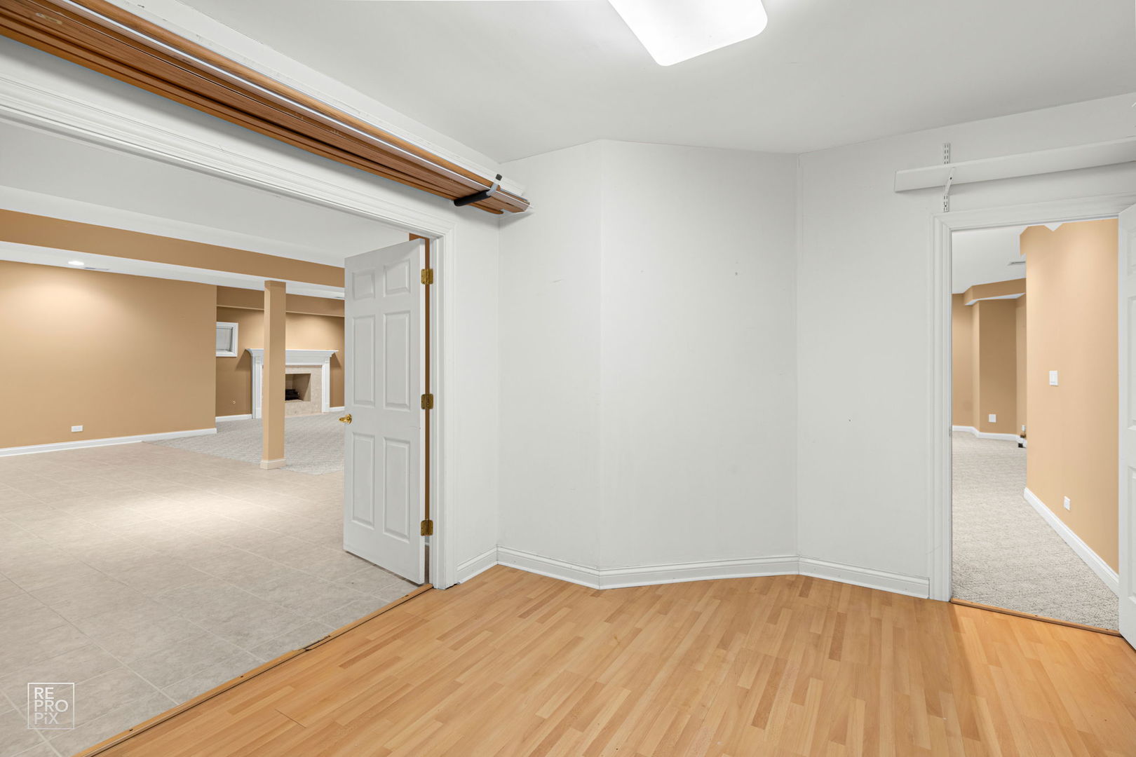 8970 Enclave Drive Burr Ridge, IL 60527 - Photo 42 of 51 Gallery Image 42