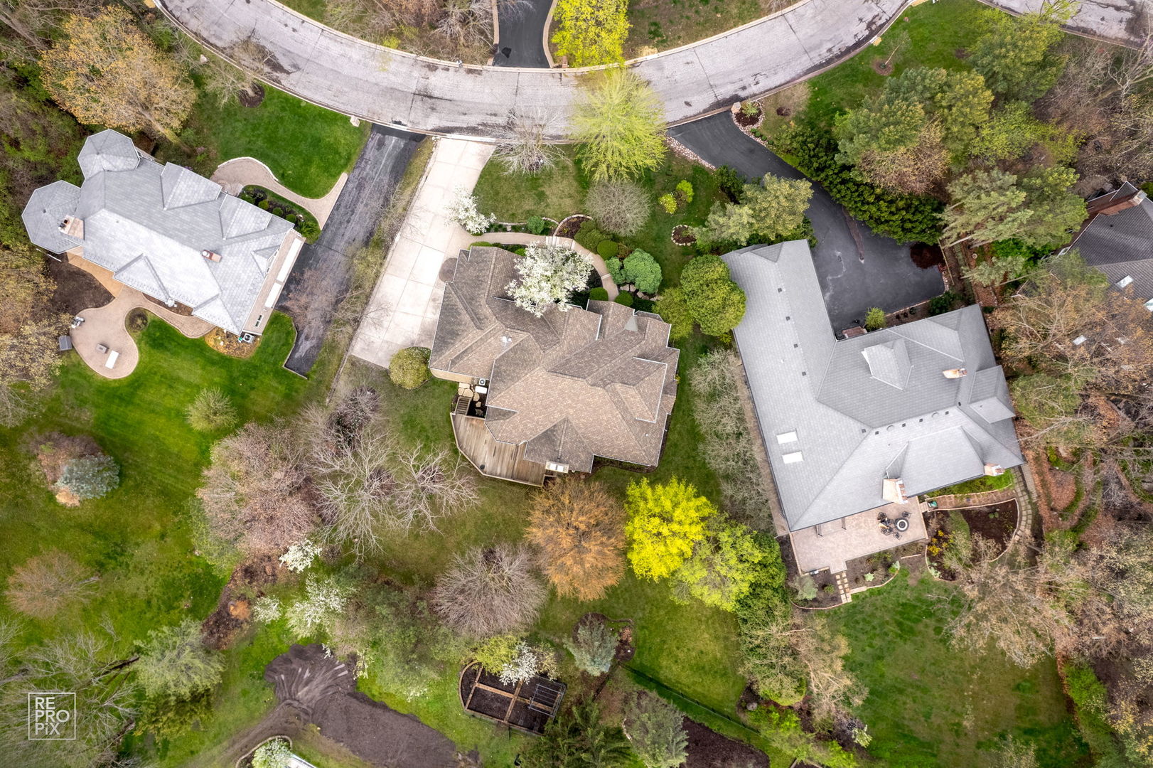 8970 Enclave Drive Burr Ridge, IL 60527 - Photo 47 of 51 Gallery Image 47