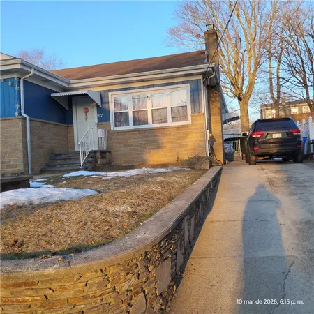 $550,000 | 197 Enfield Avenue, Providence, RI 02908
