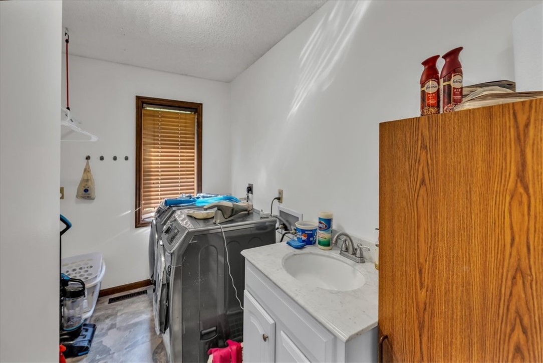 4584 Havenwood Drive Decatur, IL 62526 - Photo 23 of 42
