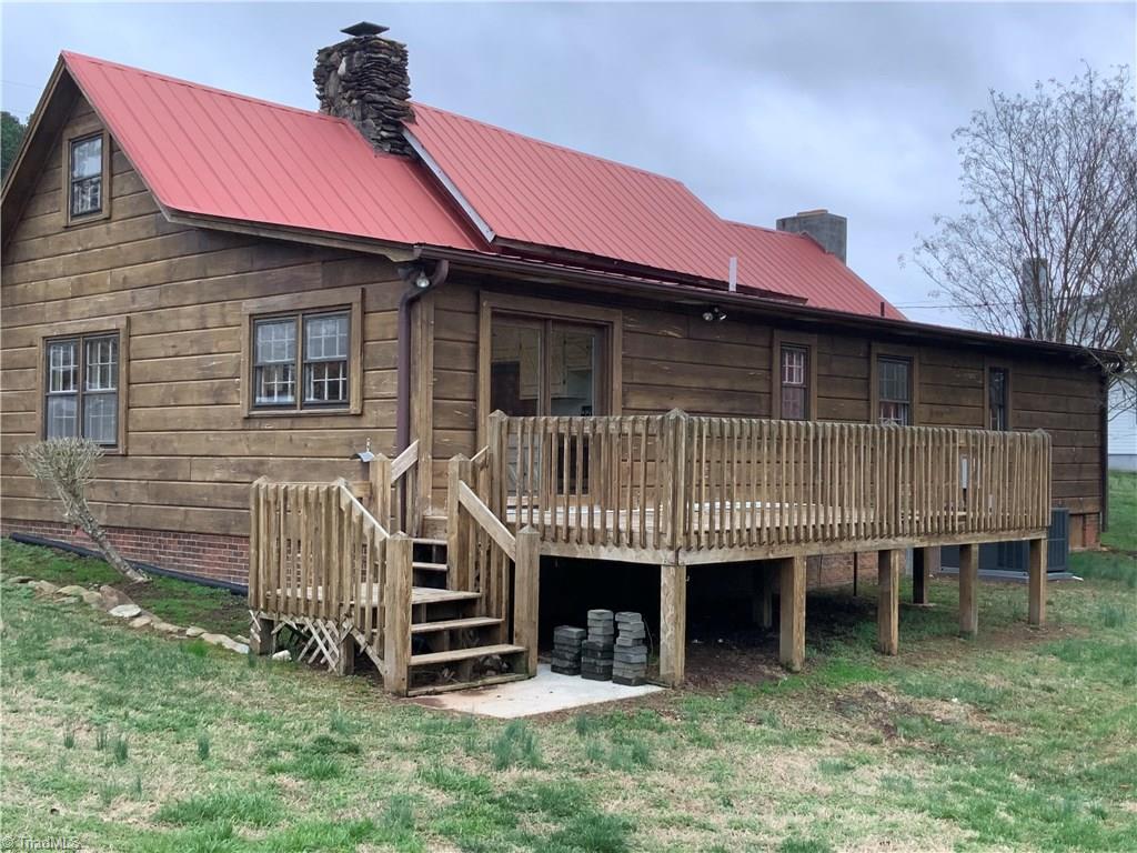 3207 W.O.W. Road Randleman, NC 27317 - Photo 2 of 24 Gallery Image 2