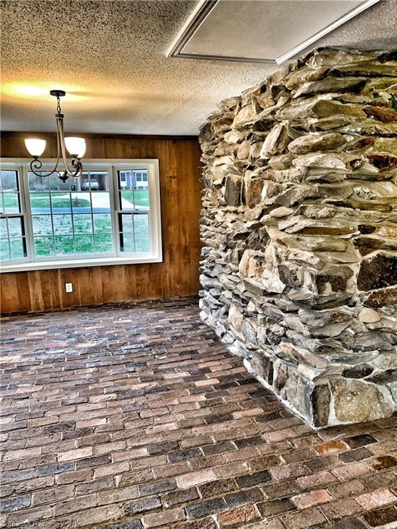 3207 W.O.W. Road Randleman, NC 27317 - Photo 6 of 24 Gallery Image 6