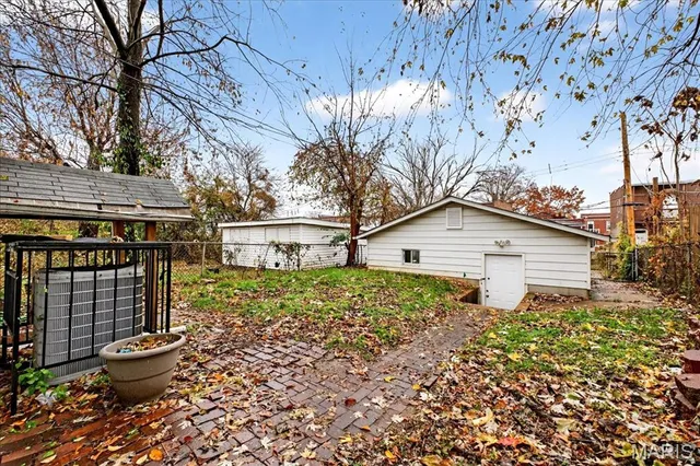 $168,000 | 3840 South Compton Avenue, St. Louis, MO 63118